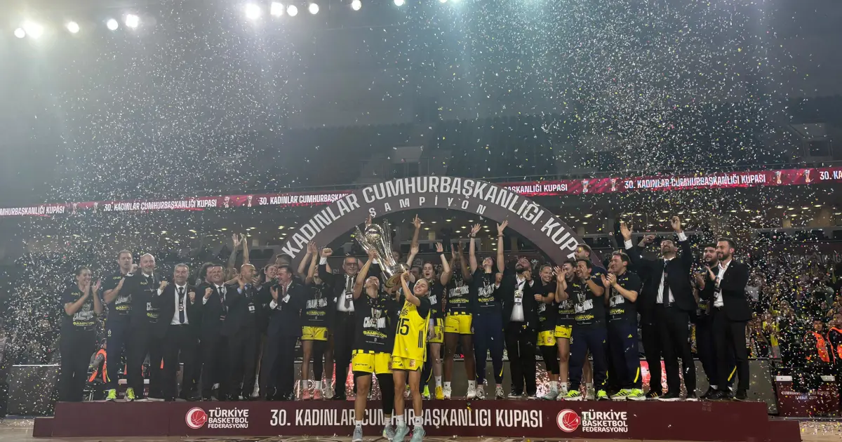 Fenerbahçe Opet, Kadınlar Cumhurbaşkanlığı Kupası'nda Şampiyon Oldu
