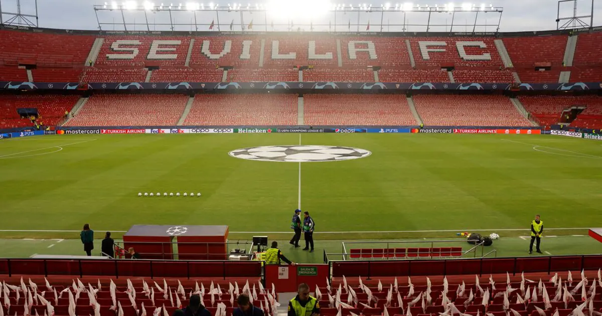 Sevilla'ya Kısmi Stadyum Kapatma ve Para Cezası