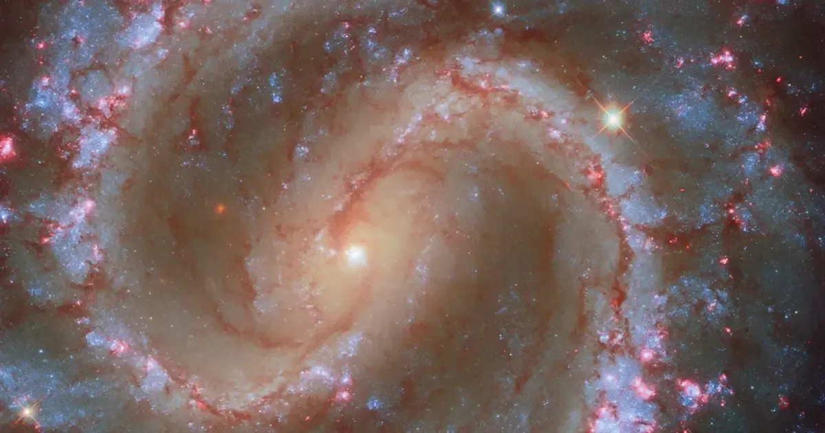 Hubble'dan "Kayıp Galaksi"ye Nefes Kesen Bakış