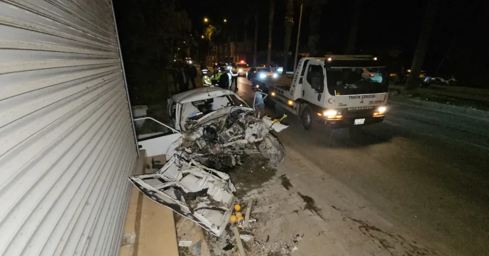 Çocuk Sürücünün Sebep Olduğu Feci Kaza: 1 Ölü, 1 Ağır Yaralı