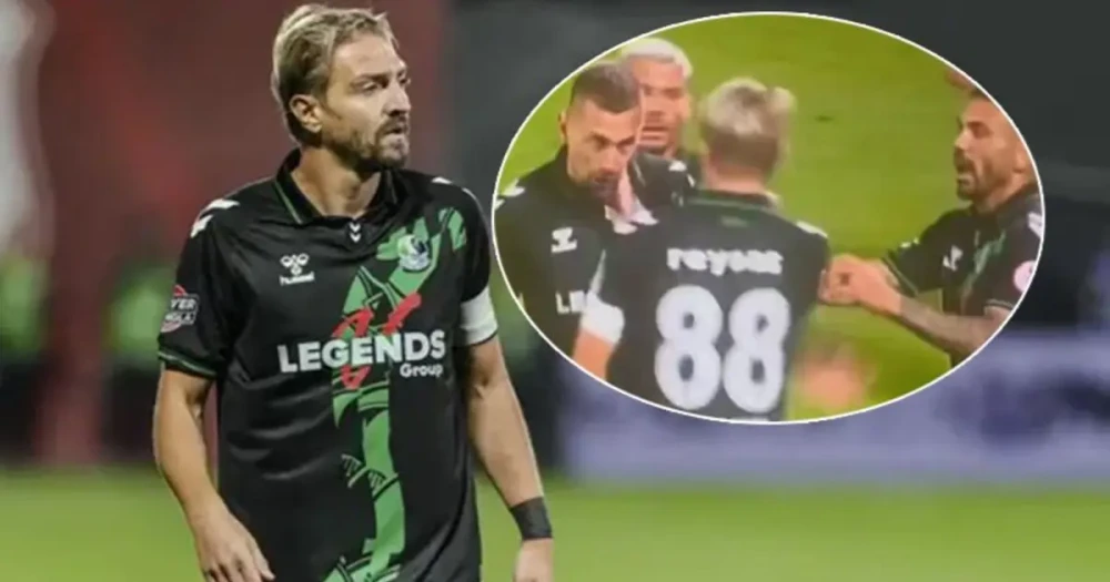 Tecrübeli Futbolcu Caner Erkin'den Sakaryaspor Formasıyla Rekor Kırmızı Kartlar
