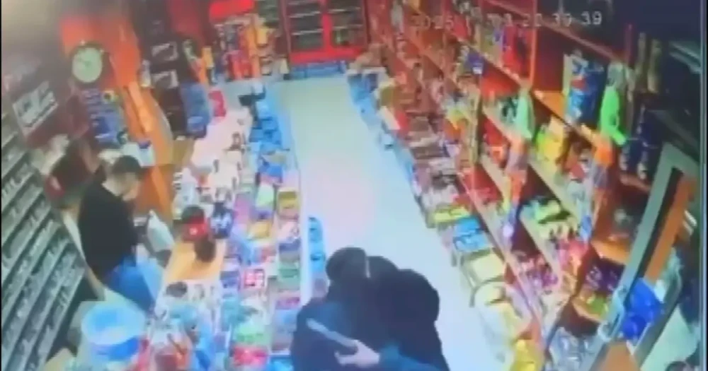 10 Bin Liralık Komisyon Cinayeti: Emlakçı, Ev Sahibinin Oğlunu Vurdu