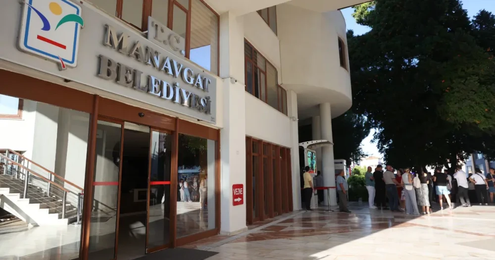 Manavgat Belediyesi'nde Rüşvet Davası: 3 Kişi Tahliye Edildi