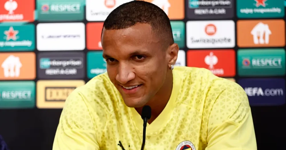 Fenerbahçe'de Beklenmedik Kadro Dışı: Rodrigo Becao