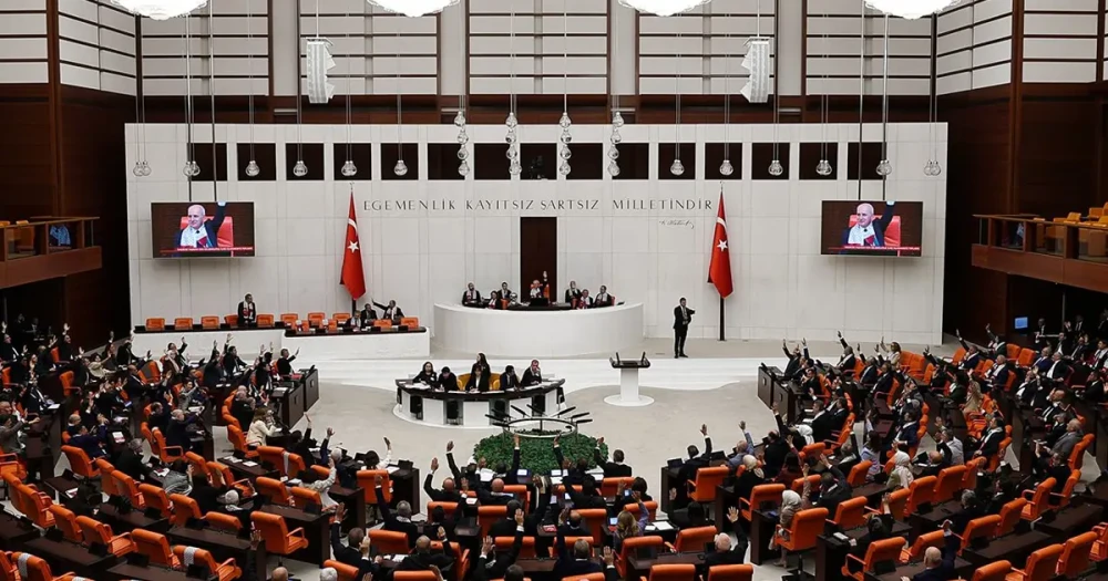 Meclis'te Stajyer Taciz İddiası: Aşçı Görevden Uzaklaştırıldı