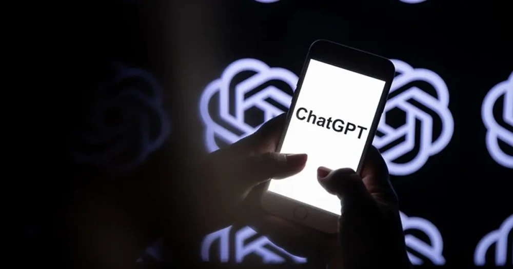 ChatGPT, Adobe Dünyasına Adım Attı: Photoshop, Express ve Acrobat Entegrasyonu Başladı