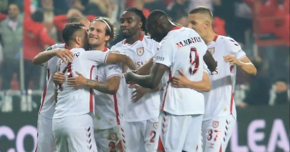 Samsunspor'dan Kritik Maç: İlk 8'i Garantileme Fırsatı