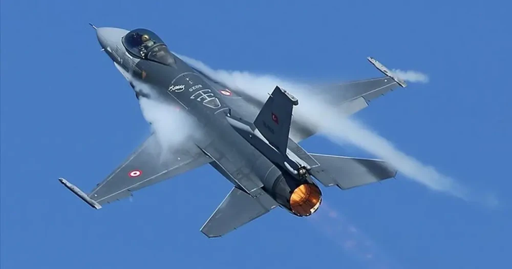 Ankara'da F-16 Uçuşları: Yüksek Ses Uyarısı Yapıldı