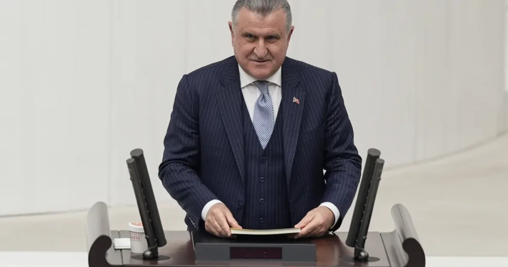 Gençlik ve Spor Bakanı Bak'tan Hakem Cezalarına İlişkin Açıklama