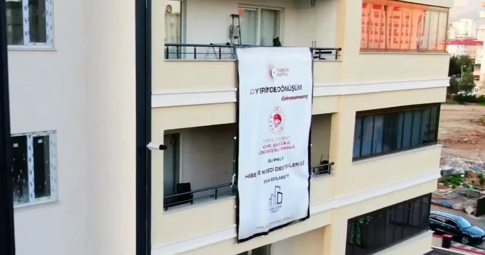 Deprem Konutlarında Hız Kesilmiyor: 11 İlde Zamana Karşı Yarış