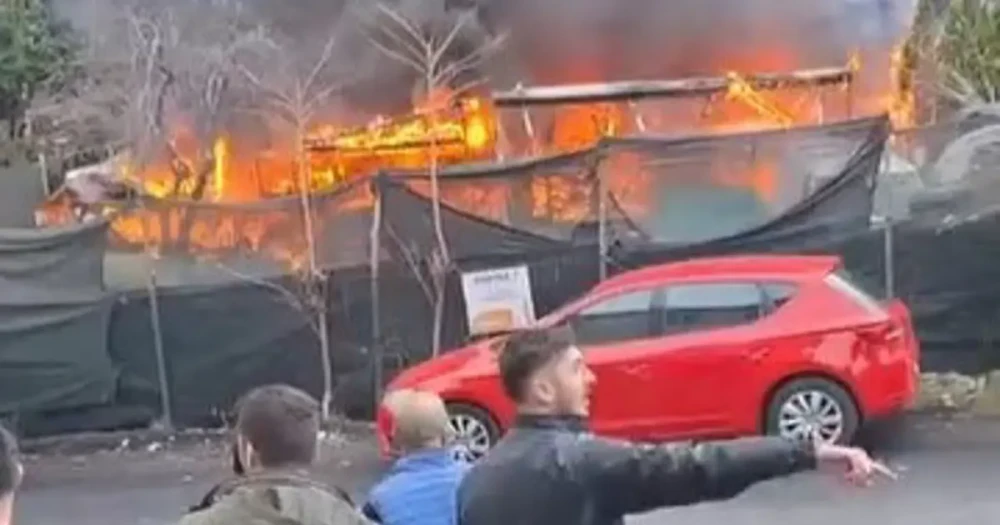 Sarıyer'de İş Yeri Yangını: Dumanlar Anadolu Yakası'ndan Bile Görüldü