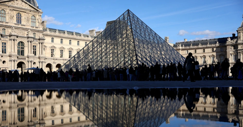 Louvre Müzesi Personel Grevi Nedeniyle Ziyarete Kapandı