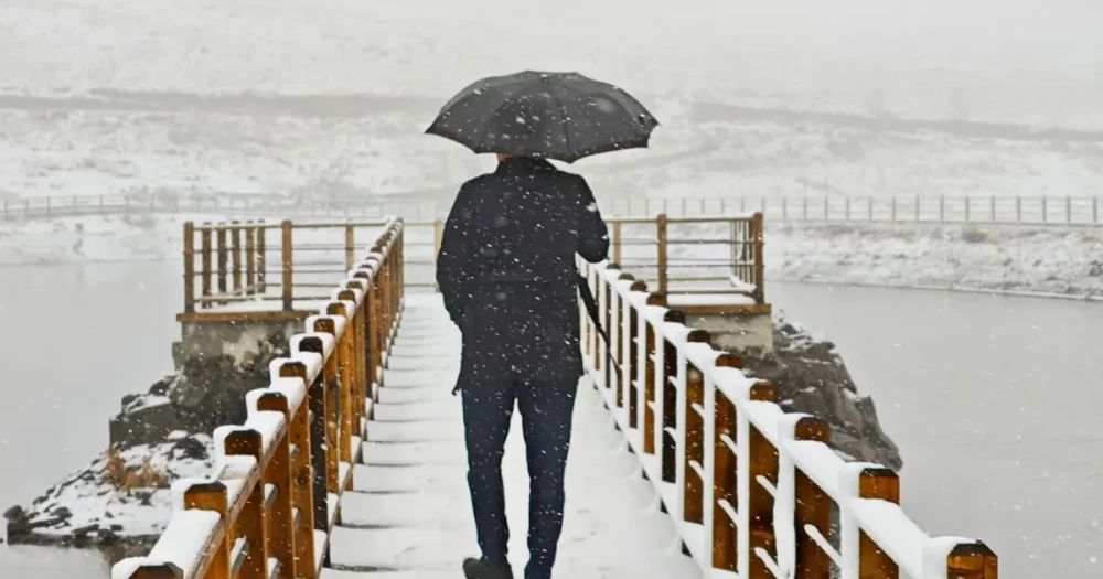 Yoğun Kar ve Tipi Geliyor: Meteoroloji'den Kritik Uyarı