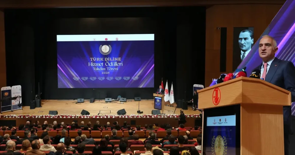 Türk Diline Hizmet Ödülleri Sahiplerini Buldu: UNESCO'dan Tarihi Karar
