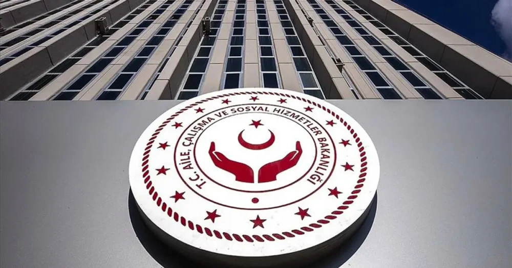 Huzurevinde Şiddet İddiaları: Bakanlık Harekete Geçti