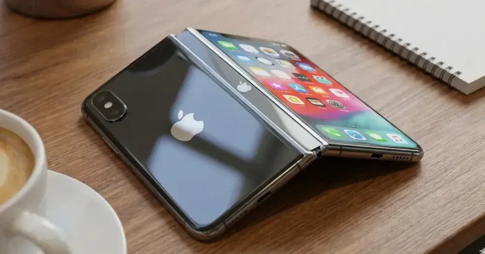 Apple'ın Katlanabilir iPhone'u İçin Geri Sayım Başladı: 2026'da Tanıtım, 2027'de Yaygın Satış