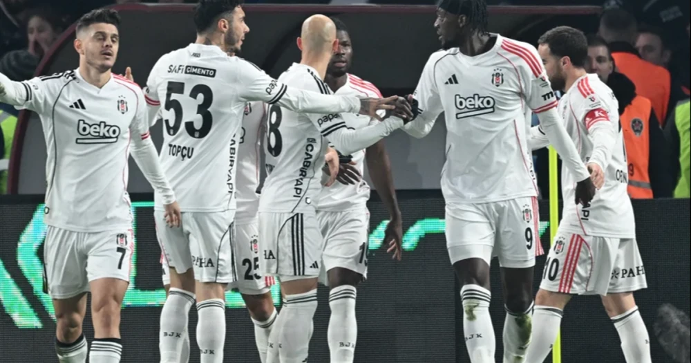 Beşiktaş'ta Dolmabahçe Hasreti Sona Erecek mi? Rafa Silva Kadroda, İlk 11 Belli Oldu