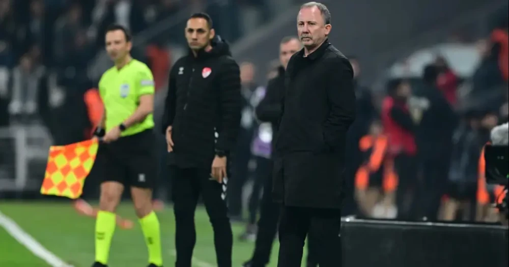 Sergen Yalçın'dan Çarpıcı Açıklamalar: "Rafa Silva Transferi Elimde Patladı"