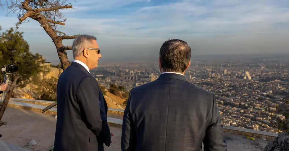 Dışişleri Bakanı Fidan, Suriye'de Tarihi Kasyun Dağı'ndan Şam'ı Gözlemledi