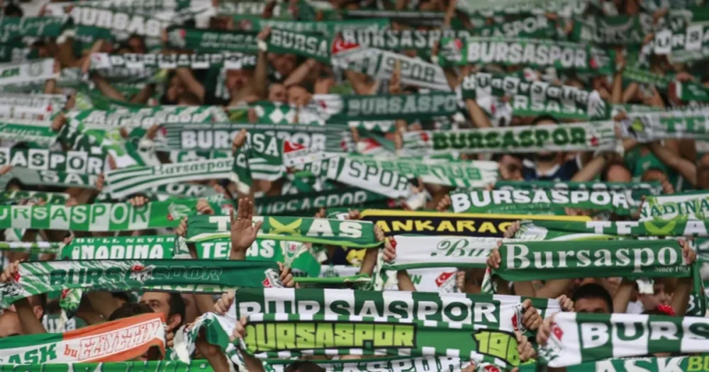 Bursaspor'a Taraftar Davranışları Nedeniyle Ağır Cezalar