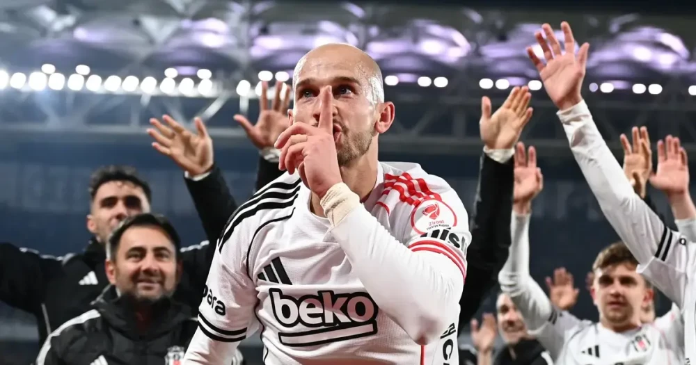 Cerny'den Derbi Zaferi Sonrası Açıklama: "Beşiktaş'ı Mutlu Etmek İçin Buradayız"
