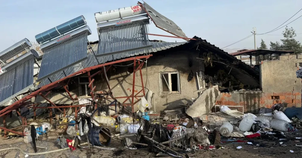 Diyarbakır'da Peynir Üretim Tesisinde Büyük Patlama: 6 Yaralı