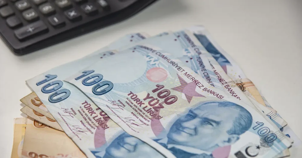 Asgari Ücret Resmi Gazete'de Yayımlandı: Yeni Dönem 1 Ocak 2026'da Başlıyor