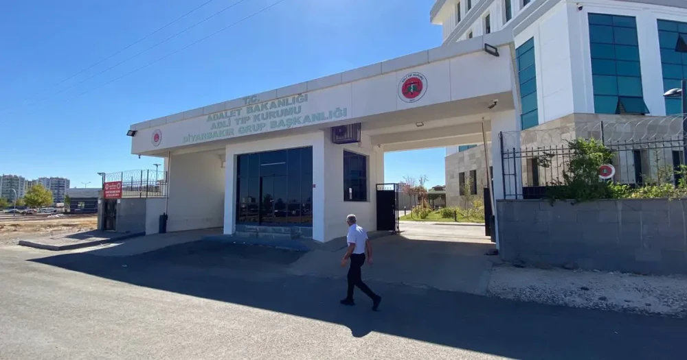 Cezaevinden Çıkan Şüpheli, Birlikte Yaşadığı Kadını Boğarak Öldürdü