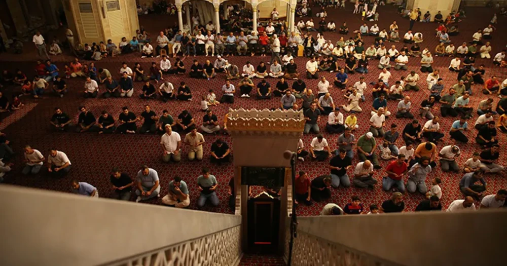 2026 Berat Kandili Tarihi Belli Oldu: Diyanet Takvimi Açıklandı