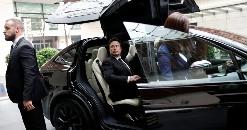 Tesla'nın Vizyonunda "Neşeli" Değişiklik: Sürdürülebilir Bolluk Yerini Muhteşem Bolluk'a Bırakıyor