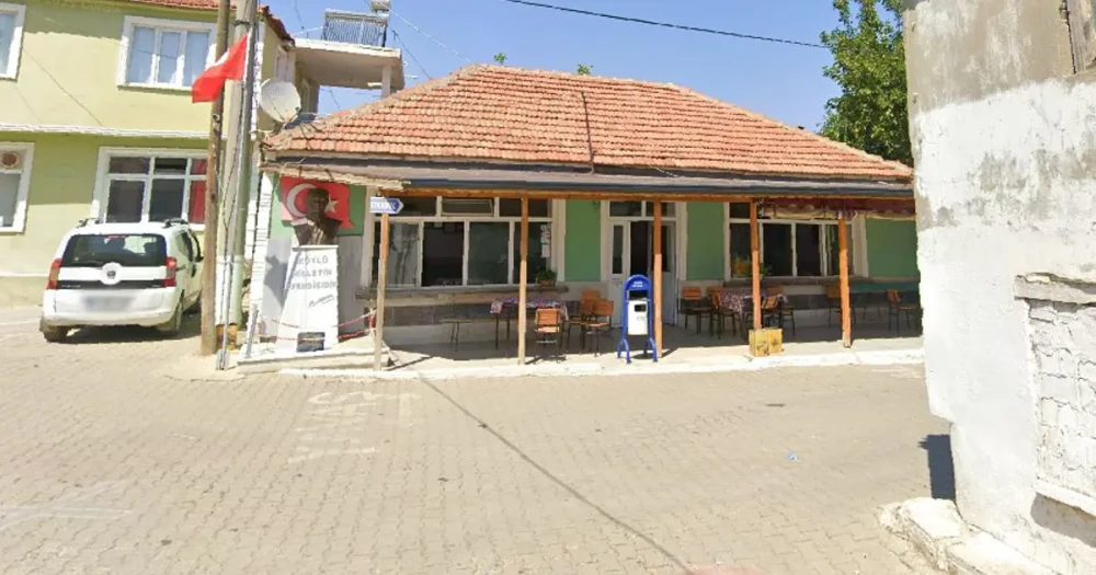 Gelibolu'da İnanılmaz İhale: Köy Kahvesi Kirası 126 Bin Liraya Fırladı