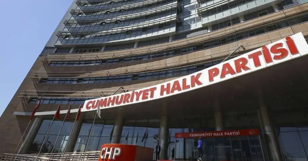 CHP İstanbul İl Kongresi Davası Yeniden Görülüyor: Usul Hatası Gerekçesiyle Dosya Geri Gönderildi