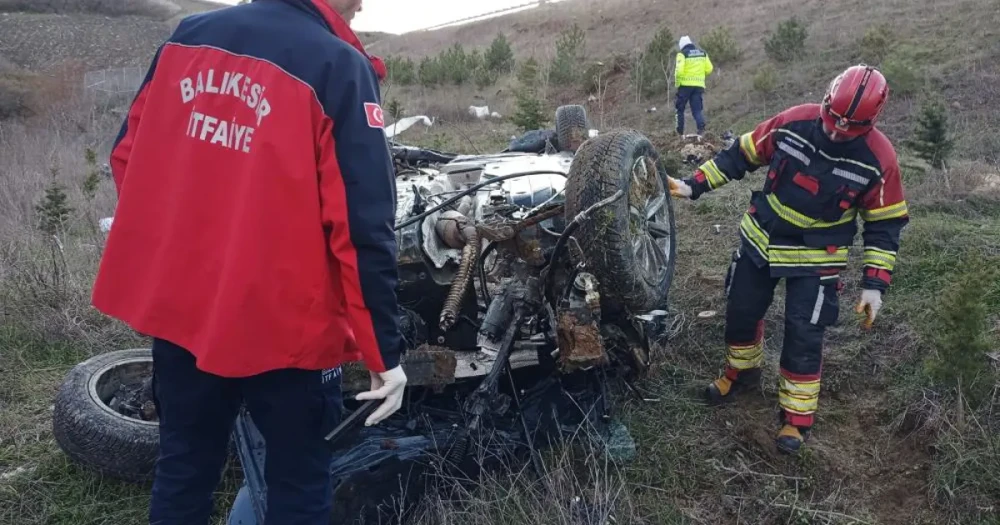İzmir-İstanbul Otoyolu'nda Kan Donduran Kaza: 1 Ölü, 2 Yaralı
