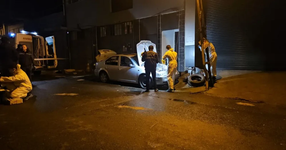 Evsiz Vatandaşın Isınma Çabası Trajik Sona Ulaştı: Yanan Araçta Can Verdi
