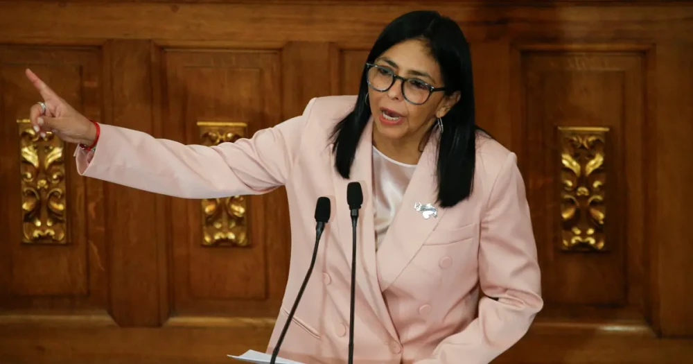 Venezuela'da Yeni Lider Yemin Etti: Delcy Rodríguez Göreve Başladı