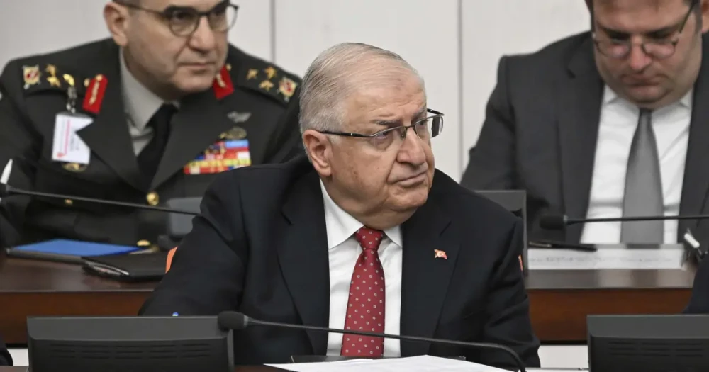 Bakan Güler'den Terör Örgütlerine Sert Uyarı: "Kök Salmalarına İzin Vermeyeceğiz"