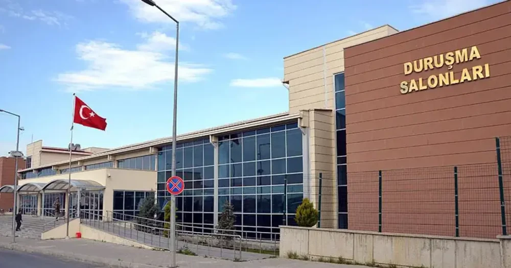 İstanbul Barosu Davasında Beraat Kararı: Kaboğlu ve Yönetim Kurulu Üyeleri Aklandı
