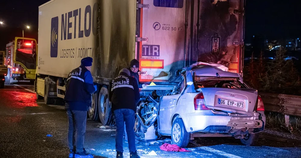 Başkent'te Korkunç Kaza: Otomobil Sürücüsü Hayatını Kaybetti