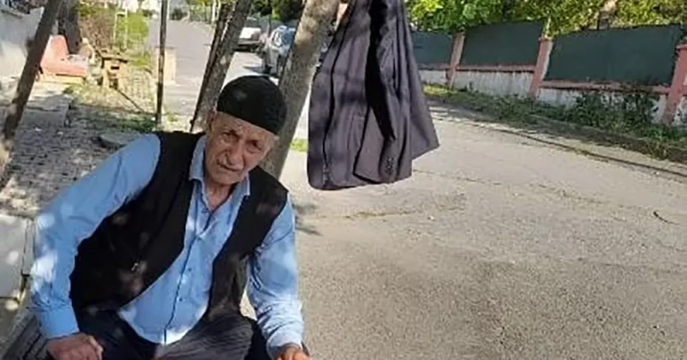 İstanbul'da Cami Avlusunda Kan Donduran Cinayet