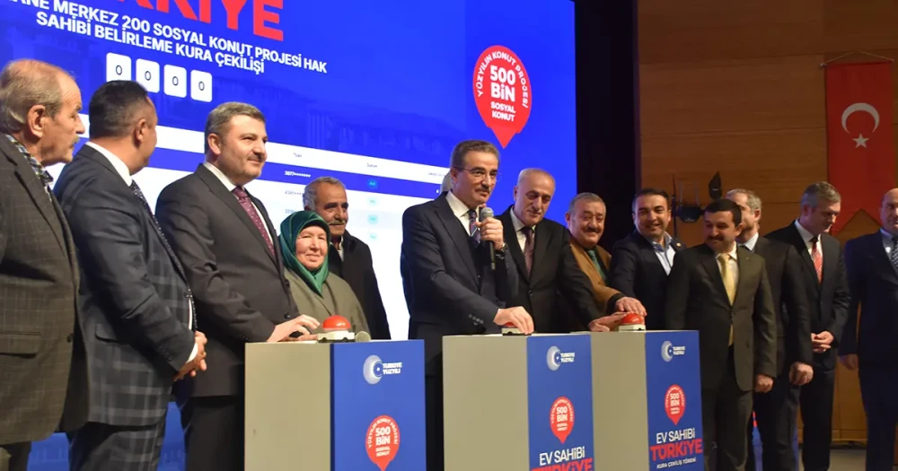 500 Bin Konut Projesi'nde Kura Heyecanı Gümüşhane'de Yaşandı
