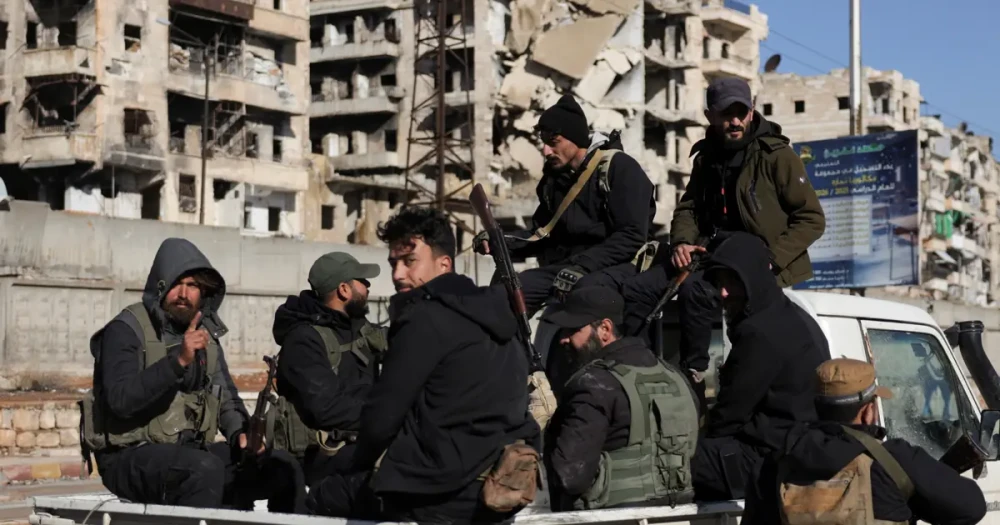 Suriye'den YPG/SDG'ye Fırat'ın Doğusuna Çekilme Çağrısı