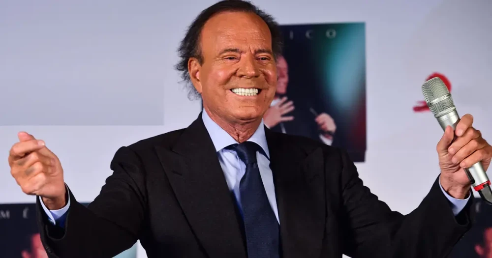 Julio Iglesias Cinsel Taciz Suçlamalarıyla Karşı Karşıya