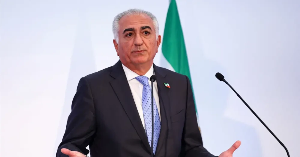 ABD'den Sürgündeki Pehlevi ile Gizli Görüşme İddiası