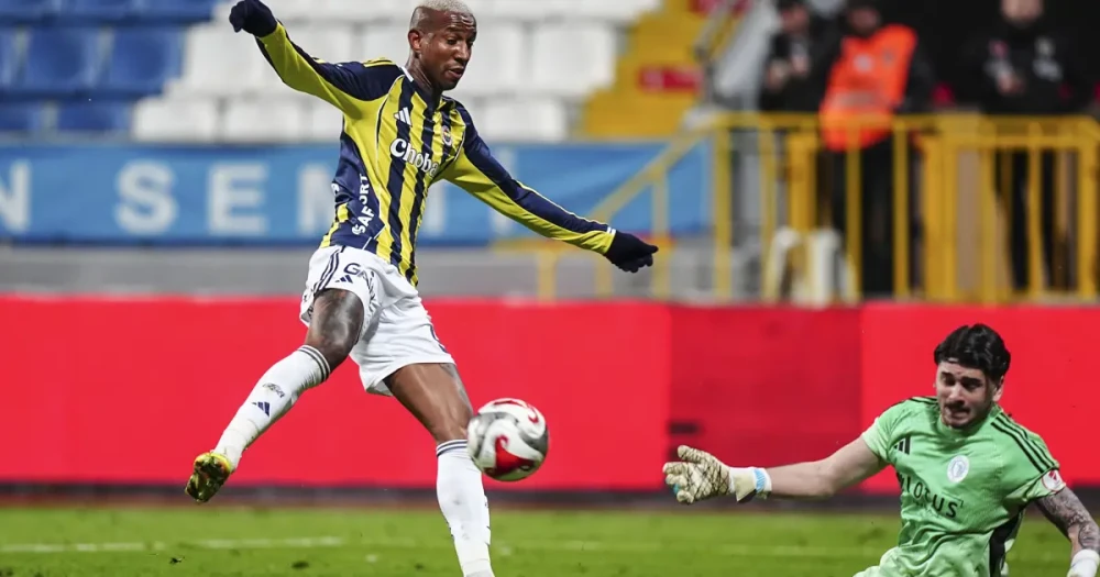 Fenerbahçe, Talisca'nın Golüyle Beyoğlu Yeni Çarşı'yı Devirdi