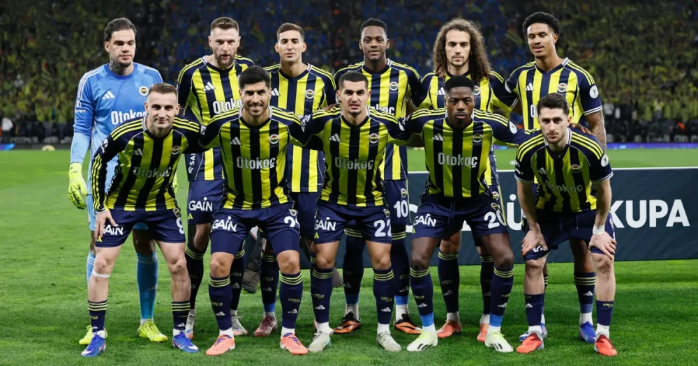 Fenerbahçe'de Kupa Maçında Sakatlık Şoku: Yeni Transfer Devam Edemedi