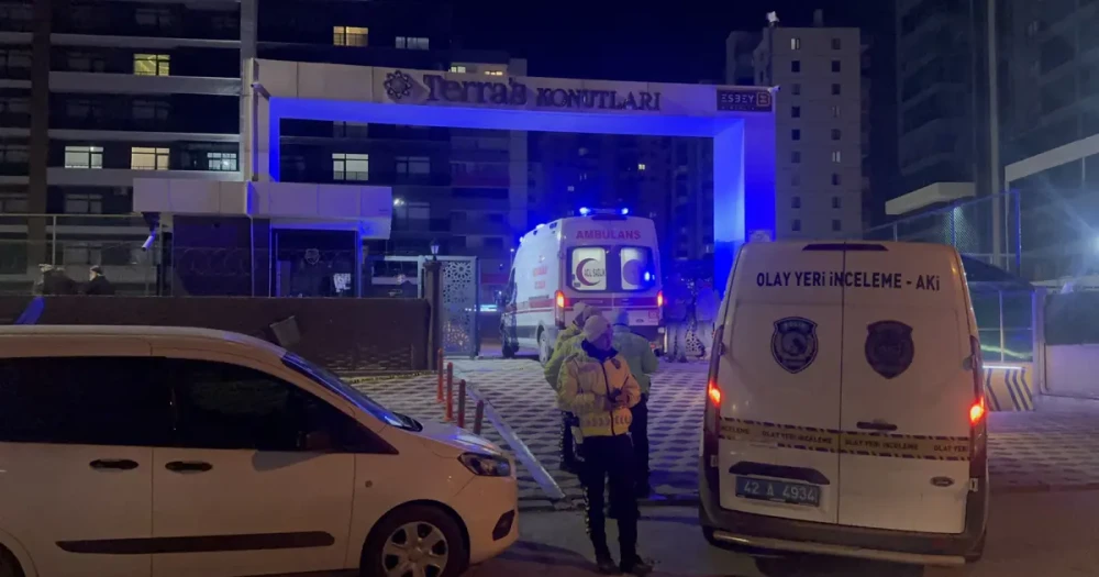 Konya'da Kanlı Aile Dramı: Kardeşini Öldürdü, Annesini Yaraladı, İntihar Etti