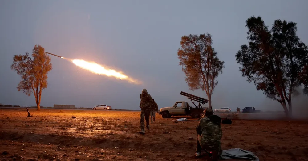 Suriye Ordusu Rakka'ya İlerliyor: YPG/SDG'ye Yönelik Operasyon