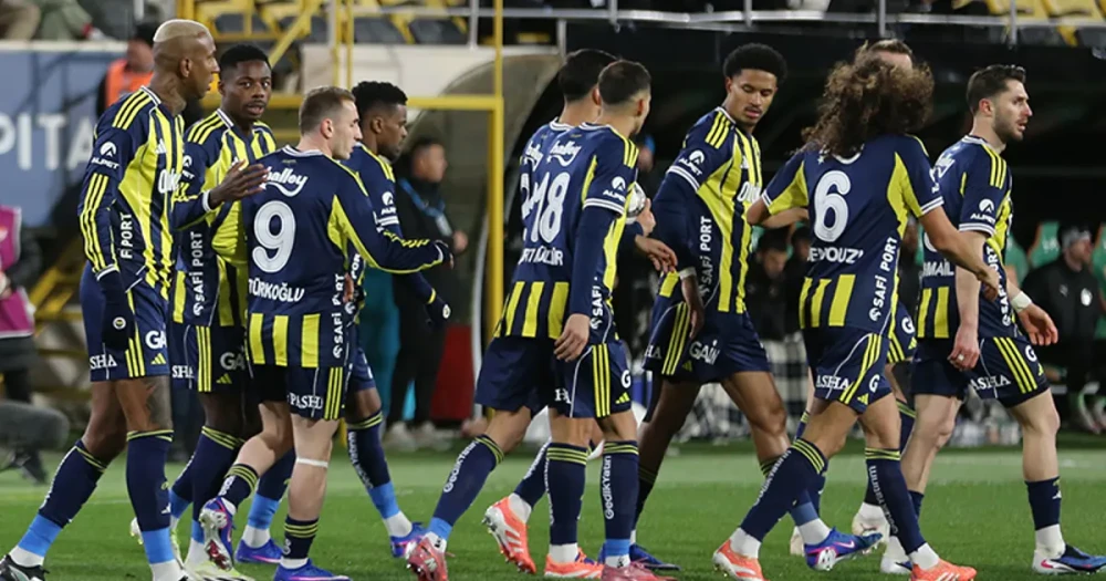 Fenerbahçe, Alanya'da Geri Döndü ve Zirve Yarışında Farkı 1'e İndirdi