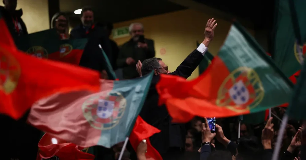 Portekiz'de Cumhurbaşkanlığı Seçimi İkinci Tura Kaldı: Seguro ve Ventura Yarışacak