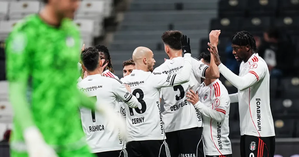 Beşiktaş, Kayserispor Karşısında Galibiyetle Başlamak İstiyor